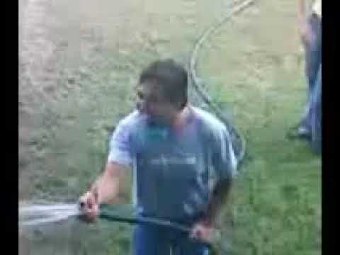 agarrame la manguera