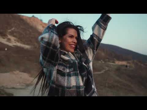 VERONIKA STRAPKOVÁ - Nová (prod. Maxo Mikloš) |Official Video|