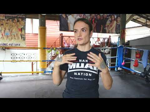 Sylvie's Muay Thai Technique Vlog - Tactical Disengagement in the Clinch