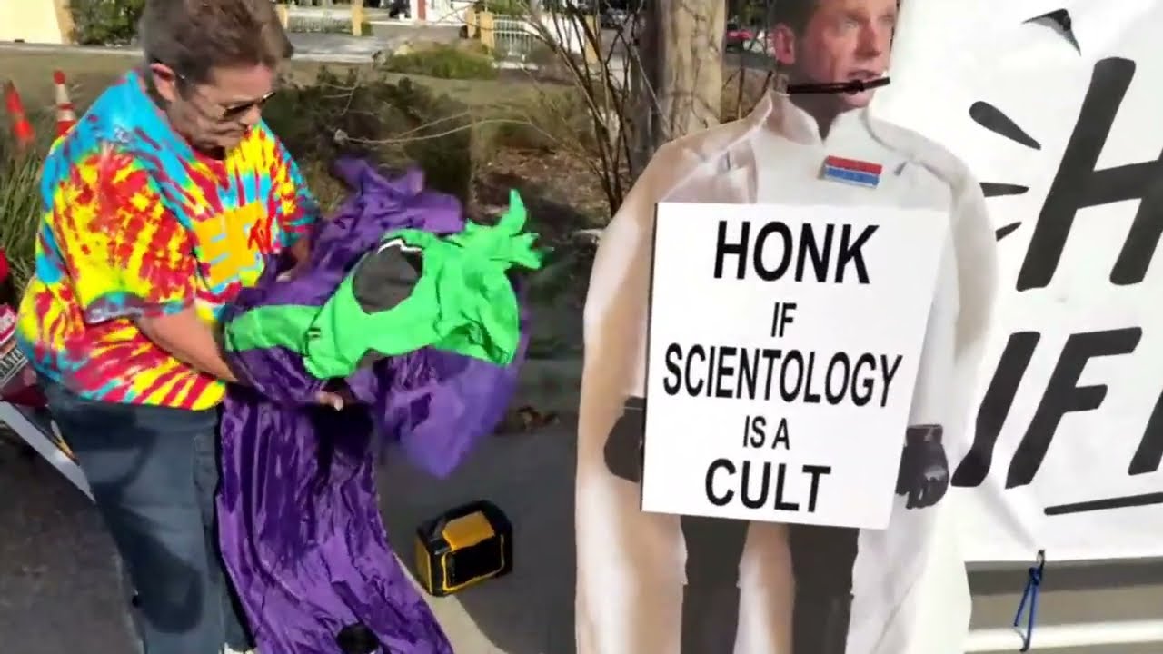 Biggest Scientology protest in the Galactic Confederacy AND TOM CRUISE!!!