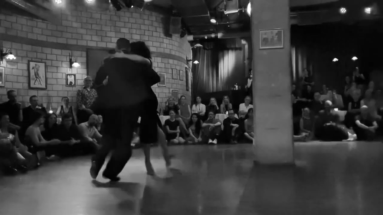 Gianpiero Galdi and Lorena Tarantino. Tango. (Anibal Troilo- Confesion)