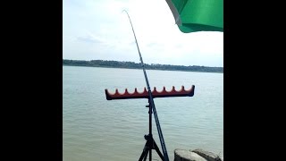 preview picture of video 'Pescuit la feeder pe Dunare - Cozia, Mehedinti / Danube feeder fishing'