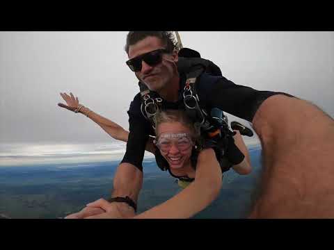 Skydiving Arlie Beach Chloe Stasiewicz