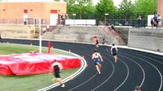 preview picture of video 'Boys 4x400 Relay, GA Region 6AAAAA 2011'