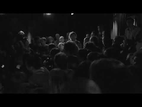 Erster Dresdner Kneipenchor meets Kneipenchor Leipzig - Schrei nach Liebe - Die Ärzte