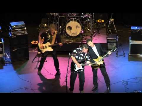 Lady Jay - Southend 27.4.09 - Martin Turner's Wishbone Ash