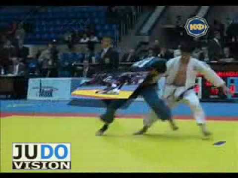 JUDO 2004 Super World Cup: Won-Hee Lee 이원희 (KOR) - Shokir Muminov (UZB)