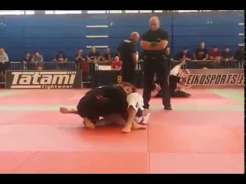 Luana Alzuguir vs Shanti Abelha Black Belt Adult Female Middle Final 2014 London Open