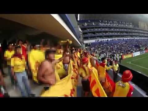 "Aucas no se va!" Barra: Armagedón &bull; Club: Aucas