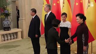 Cena de gala ofrecida por el Presidente Xi Jinping y la Primera Dama Peng Liyuan en honor de Sus Majestades los Reyes