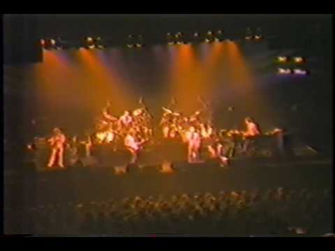 Genesis   -  12-6-81   -   Like It Or Not   -   Toronto   -   Maple Leaf Gardens