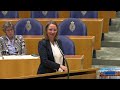 Agema (PVV): "U laat mensen KEIHARD in de steek omdat u zo ARMOEDIG bent om ze meer loon te geven!"