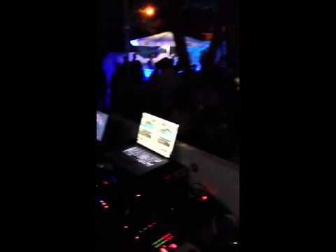 DJ Dave_en live @Serenella OPENING PARTY 08.06.2013