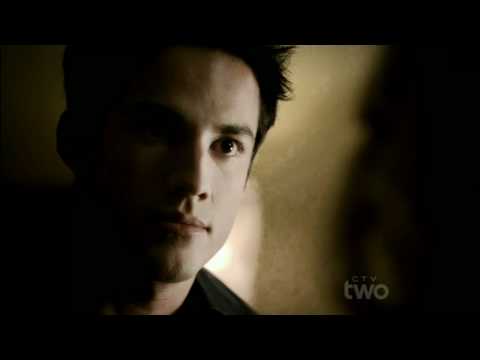 Tyler and Caroline (3x09 - Homecoming, Part 4/4)