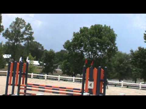 Erin Loitfellner & Life of Reilly Go Bragh- Champagne Run BN Sstadium