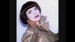 Mireille Mathieu.L&#39;enfant que je n&#39;ai jamais eu.