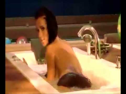 WEBCAM JULIA - SEX ON THE BEACH [OFFICIAL MUSIC VIDEO]