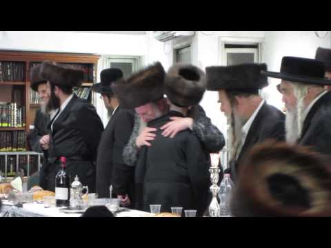 Spinka Rebbe dancing emotionally with his Grandson