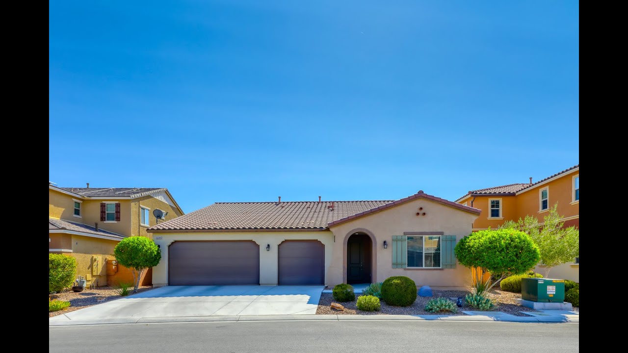 Gorgeous One Story Home In A Gated Community In North Las Vegas! 6644 Chelton Oaks Street!
