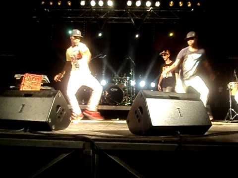 StaffEstraga e Familia Bacha nas Festas do V.A 2011!