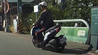 人如其牌，粒粒落落（已檢舉）