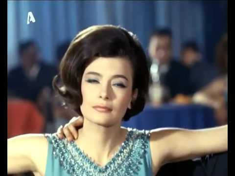 Χασάπικο   Τζένη Καρέζη   Σόλο μπουζούκι  Γιώργος Ζαμπέτας   Greek Hasapiko Dance ~ YouTube