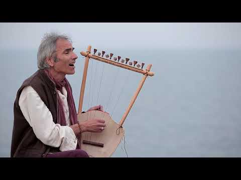 Ancient Lyre -  Kleopas : Hymn to  muse Kalliope and Apollo