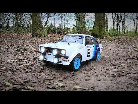 Tamiya MF01X Ford Escort Mk2 First Run... Doesn't Go Well!
