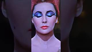 Download lagu Cleopatra gets Crowned! mp3