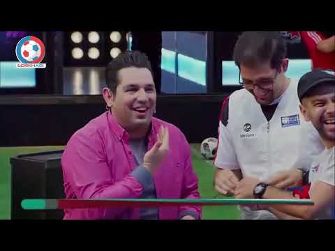 برخورد توپ به صورت محمدرضا احمدی در برنامه ستاره ساز