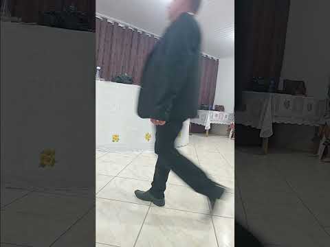 Irmã Vera Lúcia Pregaando na campanha.       "Deus Abre Esse Mar"  IPDA de Varre-Sai RJ 