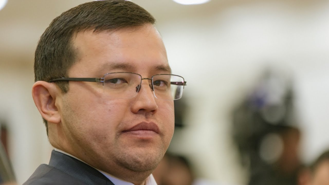 Экономист Олжас Құдайбергеновтің бұрынғы әйелі қудалау туралы мәлімдеді