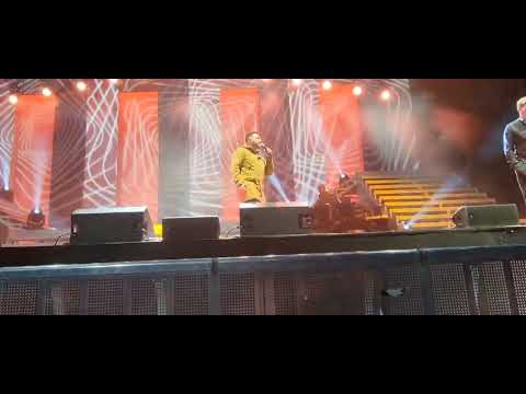 Blue - Curtain Falls (Soundcheck) London o2 - 13/12/22