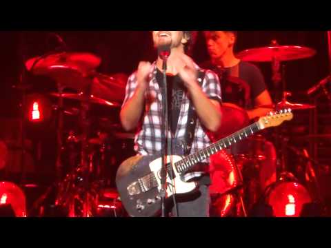 Pearl Jam - Betterman - Live at Wells Fargo Center, Philadelphia (2), PA-10/22/13