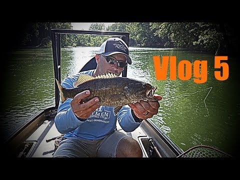 Vlog 5 - Big Smallmouth and Topless Jeeps!!