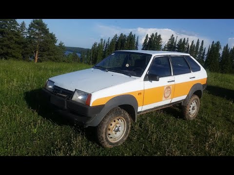 Редкий ВАЗ-2109, с полным приводом, и дизелем.В России продают за 180 000 рублей