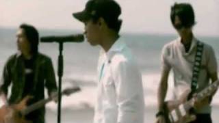 Download lagu Asbak Band - Mencari Sepertinya mp3
