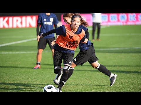 Nadeshiko Japan holds Official Training and Official Press-Conference (11/11@Tottori vs Norway Women