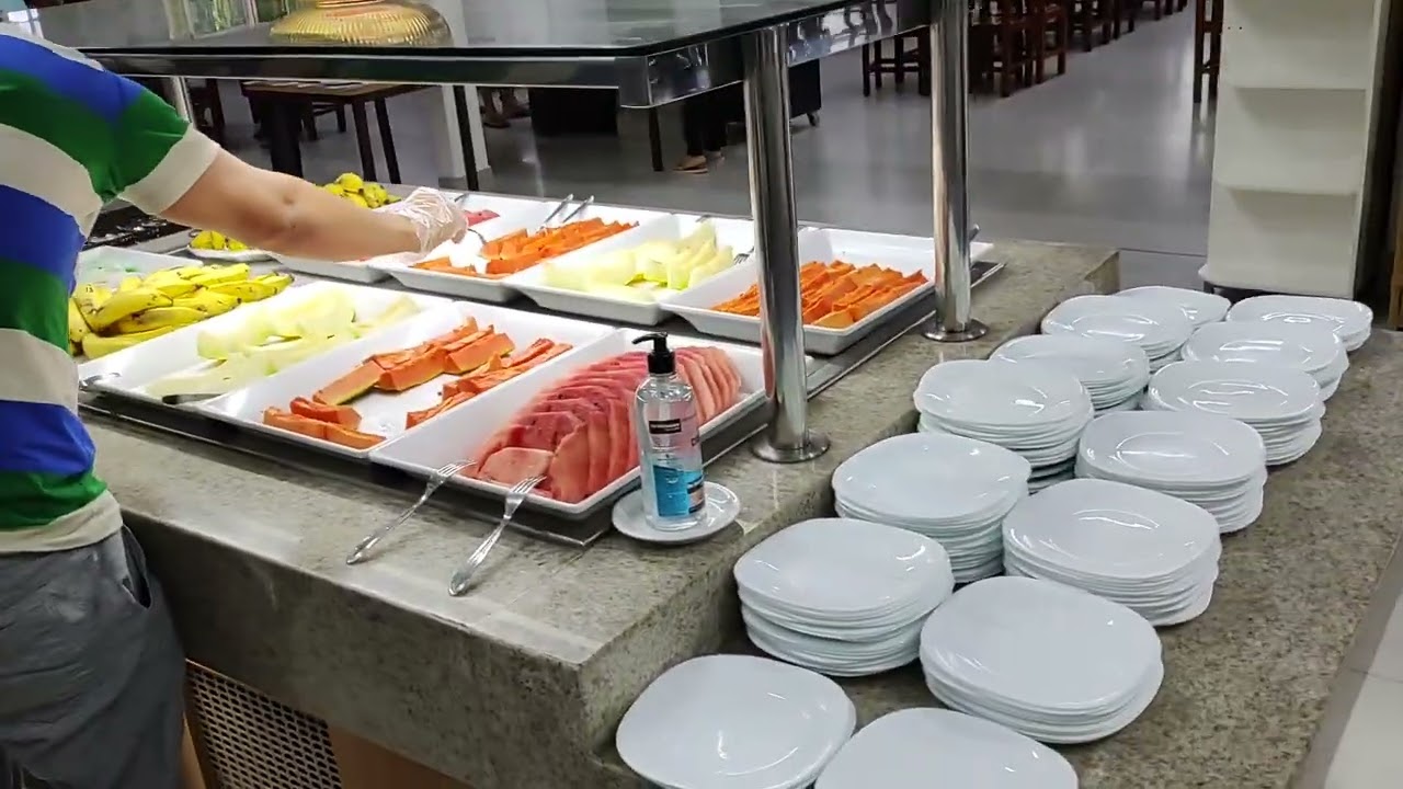 Café da Manhã no Hotel Thermas diRoma em Caldas Novas Hoje - 05/05/2022