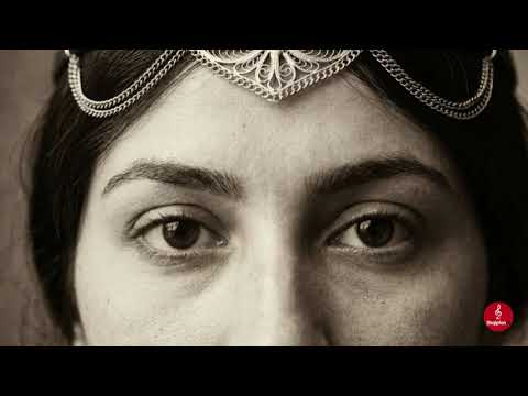 Bukuroshja e Lalës (Verzioni IA)