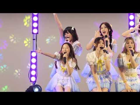 220430 BNK48 Panda - First Rabbit @ BNK48 Single Sayonara Crawl Pop-Up Mini Concert [Fancam 4K 60p]