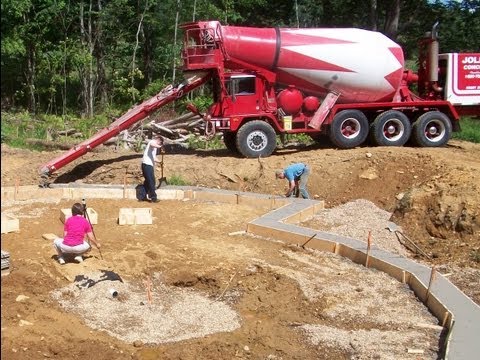 Geodesic Dome Greenhouse - Part 5 - Footings and drain