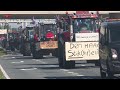 Flevolandse boeren verlaten provincie op weg naar protestdag Stroe