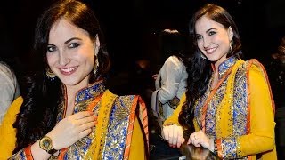 Elli Avram Picks Up An Elephant!