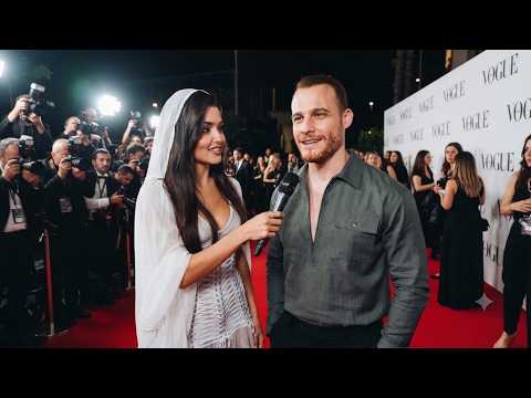 Hande and Kerem walked hand in hand on the red carpet at the Vogue World event in Milan