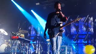 Mike Shinoda - crossing a line (front row Berlin 02.03.19)