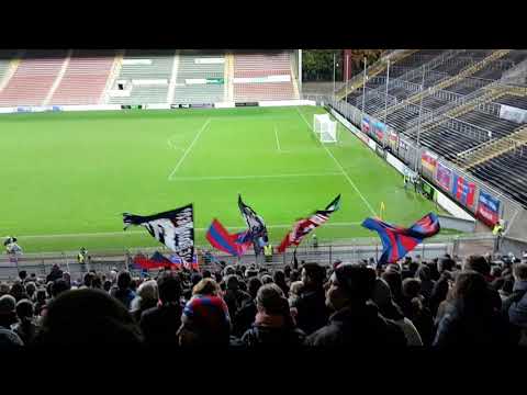 KFC Uerdingen gegen SC Wiedenbrück - Einlauf - 11Freunde-Grotifant in Action