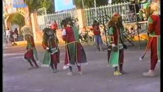 preview picture of video 'Danza de los Alchileos, San Francisco Mazapa, Mex. 30  de Mayo de 2010.'