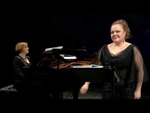 7 voci live - Sonia Ganassi mezzosoprano, Silvia Gasperini pianoforte