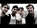 5SOS - Unpredictable (Lyrics + Pictures) 